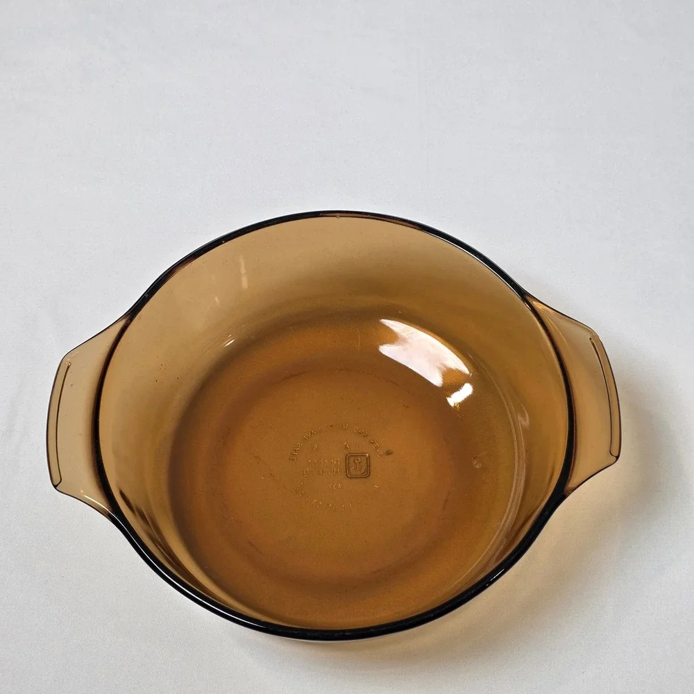 Anchor Hocking Casserole Dish 1.5 QT Amber Glass Round Tab Handle 437 Vintage
